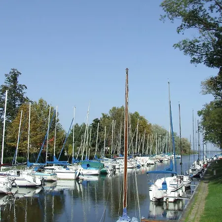 Fiorentina 펜션 Balatonkeresztúr
